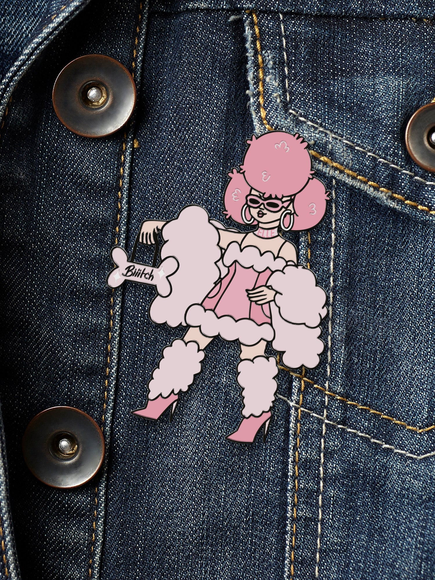 Elle Vosque - Cuddly Enamel Pin