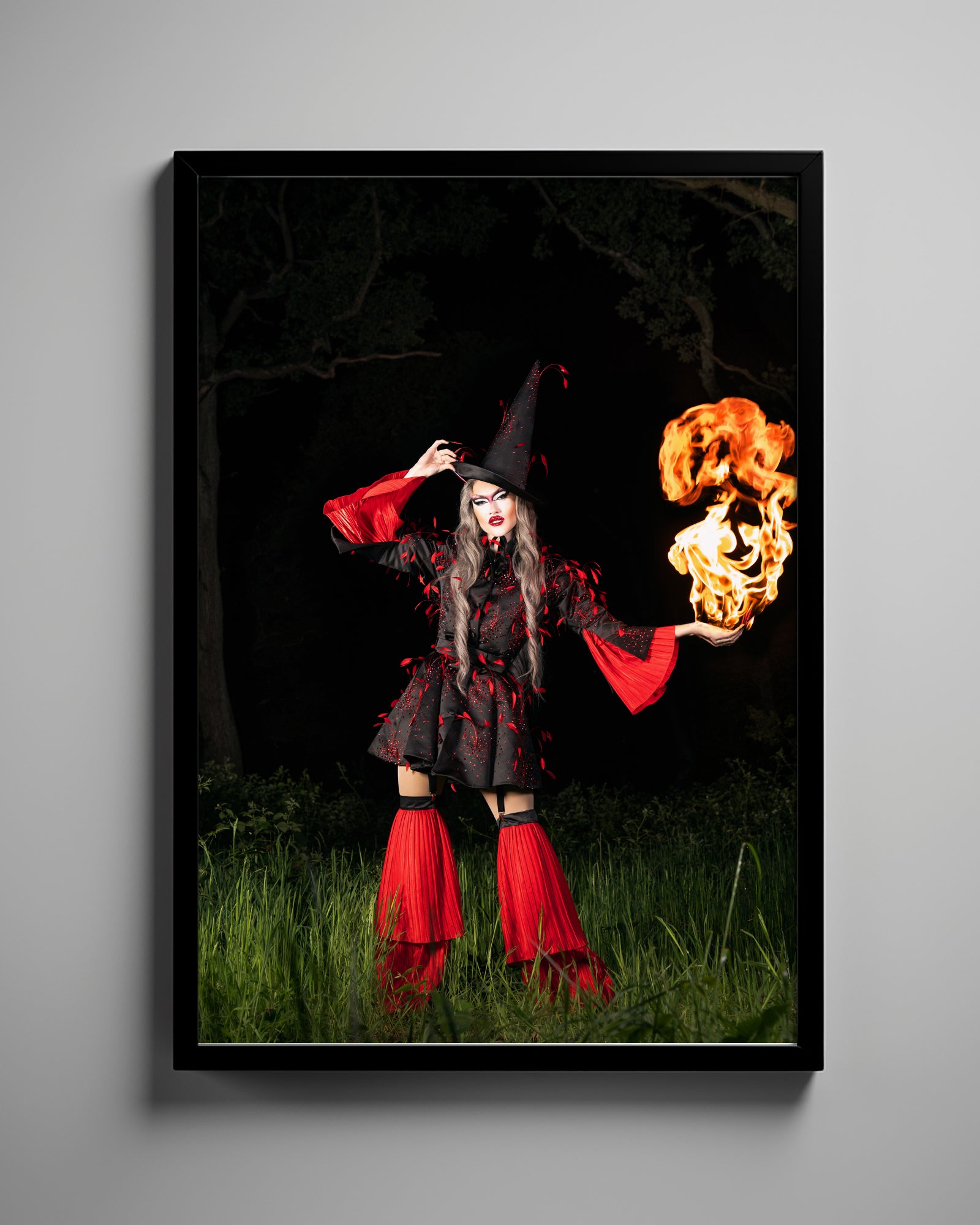 Kyran Thrax - RPDRUK Season 6 Signed Prints & Posters