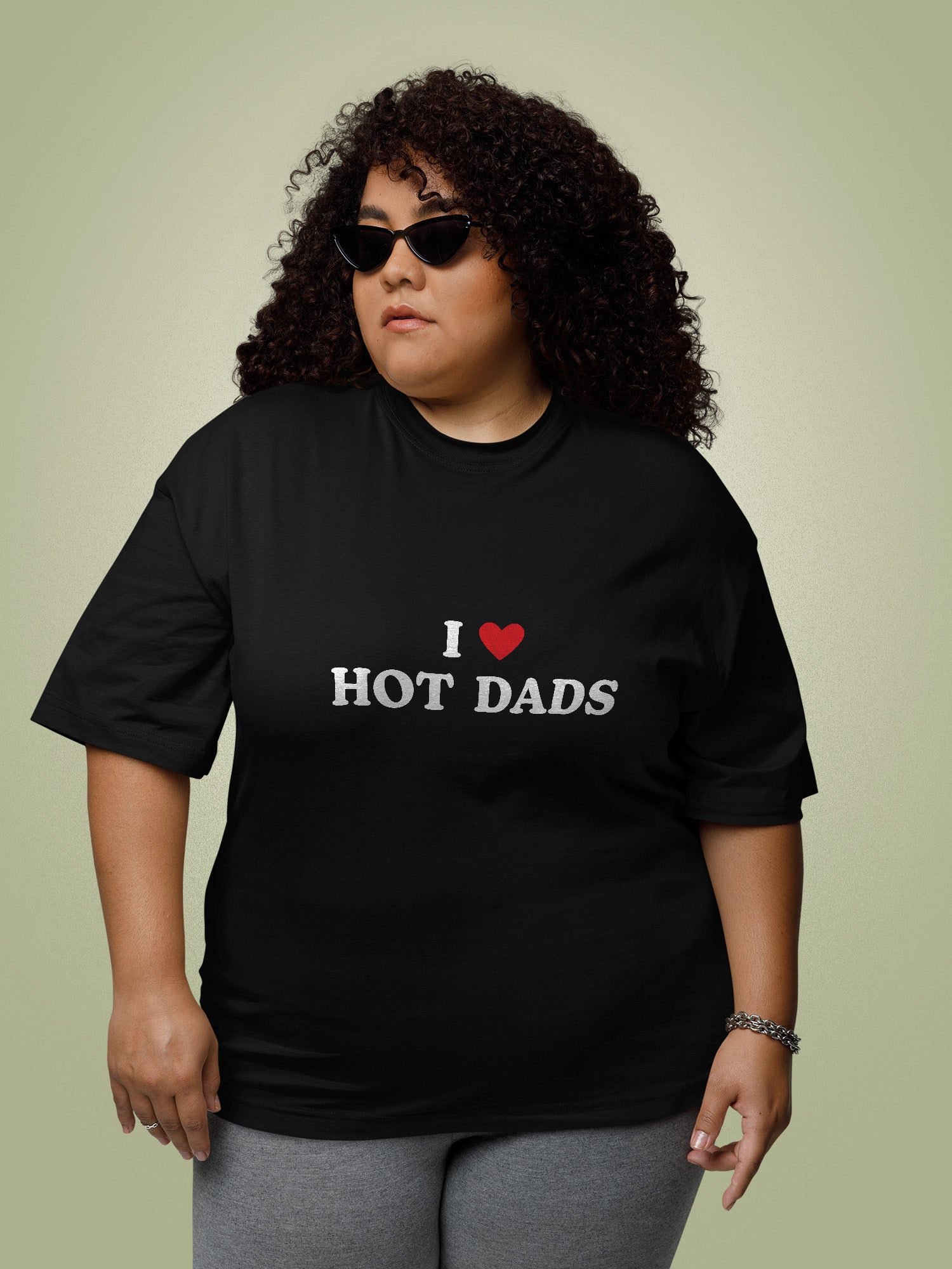 I Love Hot Dads T-shirt
