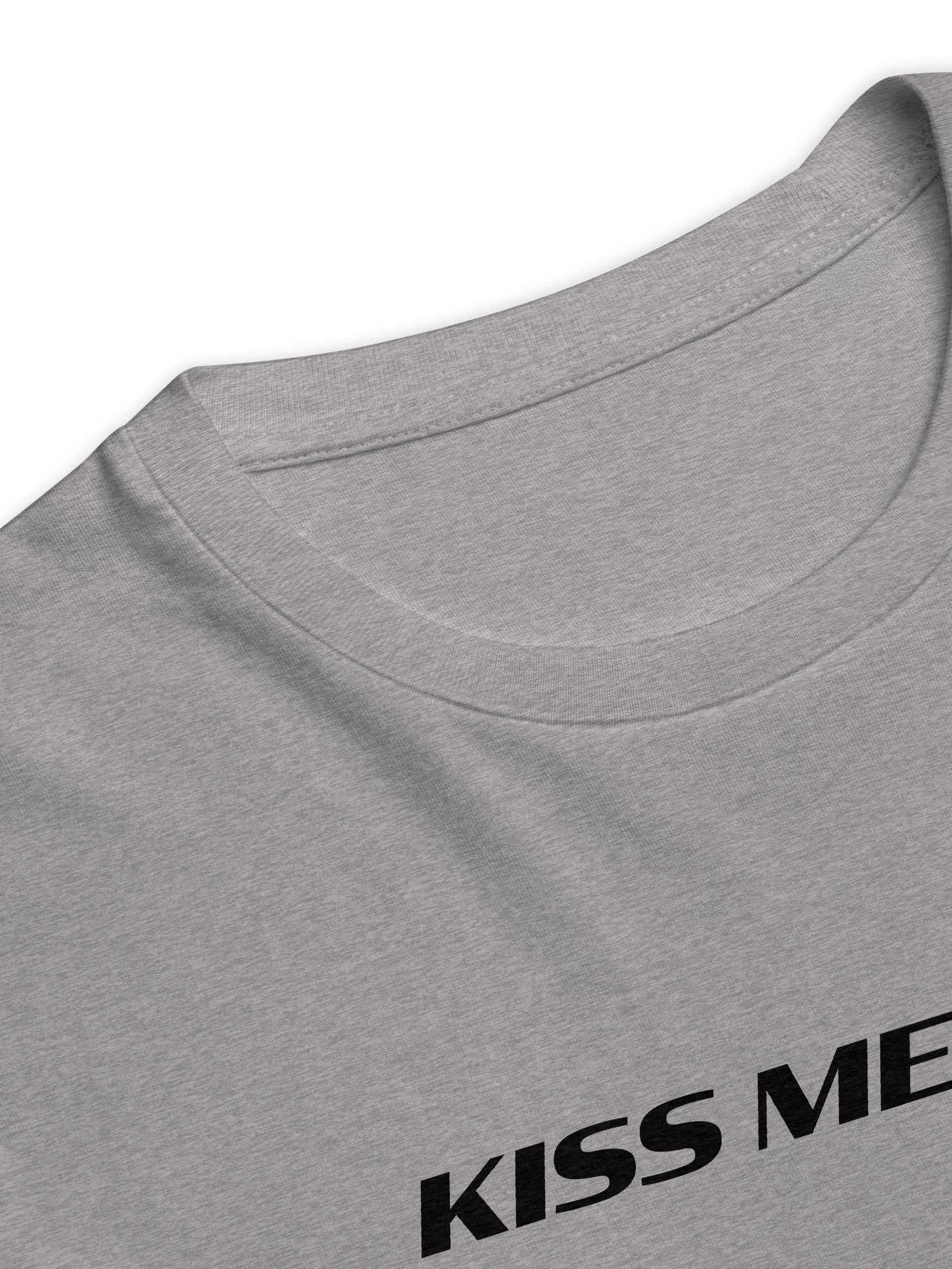 Sandra - Kiss Me Teeth T-shirt