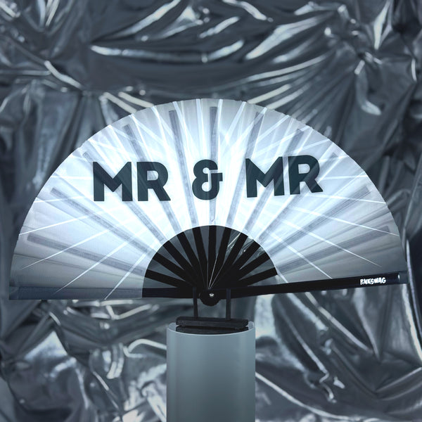 Clack Clack - Mr & Mr Fan